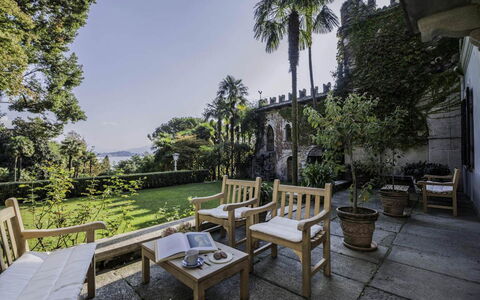 Villa Romantica: Garten, Estate, Landscaping, Hazienda, Hof, Villa, Villa, Balkon