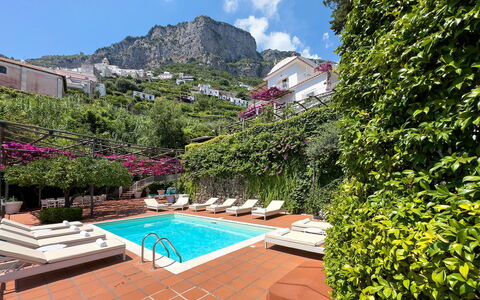 Villa Sole di Amalfi: Schwimmbad, Resort, Hazienda, Balkon, Estate, Eco Hotel, Villa, Hof, Hotel, Landscaping