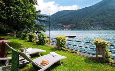 Villa Traversi: See, Resort, Schwimmbad, Eco Hotel, Ferienort, Reservoir, Gartenmöbel, Zimmerpflanze, See