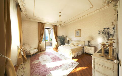 Zarina: Möbel, Interior Design, Wand, Fussboden, Flooring, Decke, Zimmer, Schlafzimmer, Textil, Bett