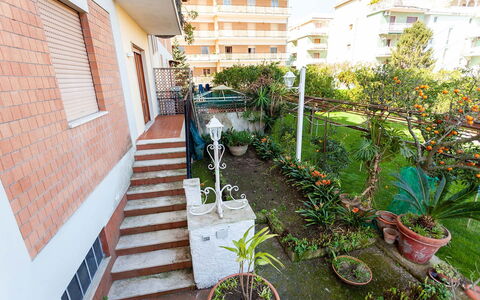 Casa Milena: Strauch, Garten, Blumentopf, Balkon, Garten, Landscaping, Zimmerpflanze, Hazienda, Hof