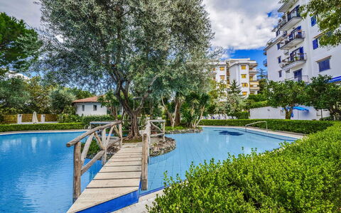 Casa Primavera: Blau, Schwimmbad, Resort, Wohnung, Hotel, Eigentumswohnung, Reflexion, Ferienort, Eco Hotel, Reflecting Pool