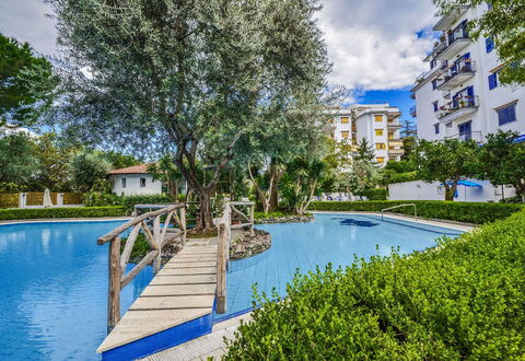 Casa Primavera: Blau, Schwimmbad, Resort, Wohnung, Hotel, Eigentumswohnung, Reflexion, Ferienort, Eco Hotel, Reflecting Pool