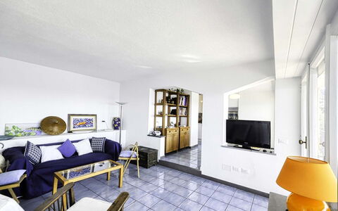 Casa Lubrense: Möbel, Interior Design, Flooring, Wand, Fussboden, Couch, Zimmer, Decke, Wohnzimmer, Wohnung