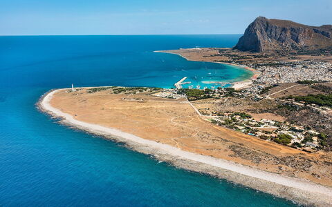 Cala Diletta: Wasser, Küste, Meer, Küsten Und Ozeanische Forms, Horizont, Vogelperspektive, Luftaufnahmen, Ozean, Strand, Landspitze