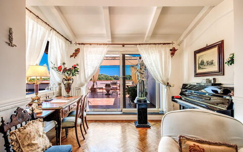Villa Martina: Möbel, Interior Design, Flooring, Meer, Fussboden, Tabelle, Stuhl, Couch, Resort, Zimmer