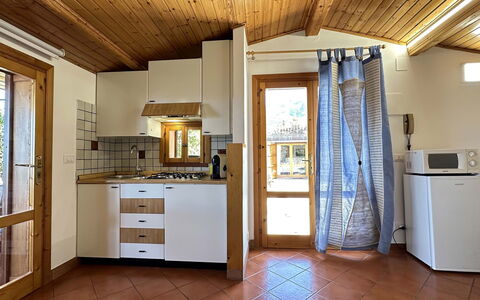 Casa Sally: Holz, Decke, Interior Design, Möbel, Flooring, Küche, Fussboden, Zuhause, Zimmer, Major Appliance