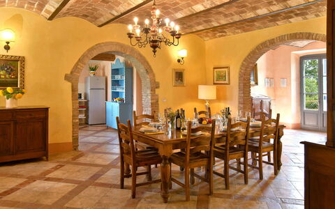 Villa Ghirlanda: Möbel, Interior Design, Stuhl, Wand, Flooring, Tabelle, Decke, Holz, Esszimmer, Fussboden