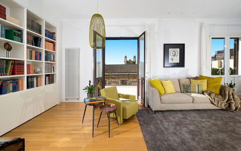 La Terrazza: Möbel, Interior Design, Flooring, Fussboden, Wand, Holzboden, Couch, Holz, Zimmer, Wohnzimmer