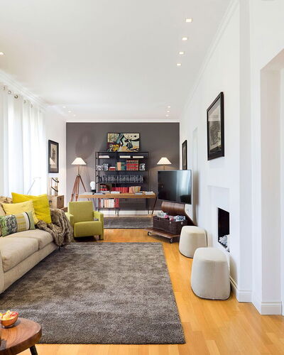 La Terrazza: Möbel, Interior Design, Fussboden, Flooring, Couch, Wand, Holzboden, Wohnzimmer, Zimmer, Holz