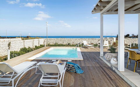 Thyme: Resort, Gartenmöbel, Schwimmbad, Eco Hotel, Meer, Stuhl, Schatten, Sonnenliege, Villa, Regenschirm