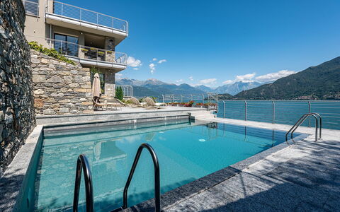 Villa Perla: Schwimmbad, Resort, Gebirge, Meer, Balkon, Küste, Hotel, Ferienort, Eco Hotel, Grat