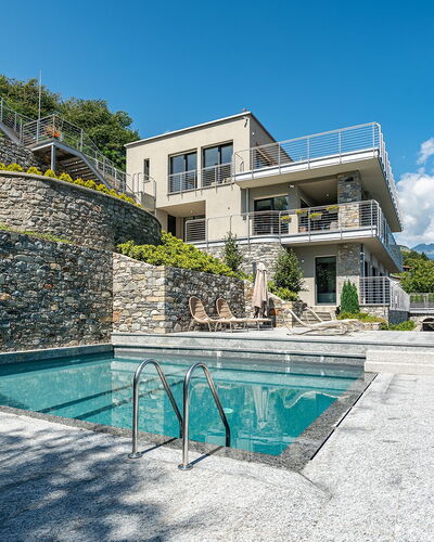 Villa Perla: Schwimmbad, Estate, Reservoir, Resort, Eco Hotel, Villa, Ferienort, Water Feature, Villa