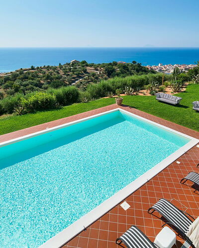 Blue Star Villa: Blau, Meer, Küsten Und Ozeanische Forms, Resort, Schwimmbad, Ozean, Küste, Eco Hotel, Ferienort, Tropen