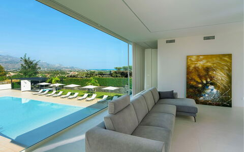 Villa Inga: Interior Design, Flooring, Decke, Fussboden, Möbel, Wohnung, Resort, Schwimmbad, Schatten