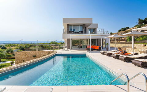 Villa Silvia: Schwimmbad, Resort, Villa, Hotel, Ferienort, Eco Hotel, Penthouse