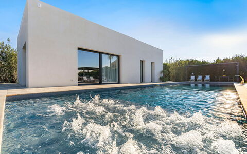 Villa la Isla: Blau, Wasser, Schwimmbad, Verbundwerkstoff, Reflexion, Reflecting Pool, Water Feature, Resort, Hotel, Villa