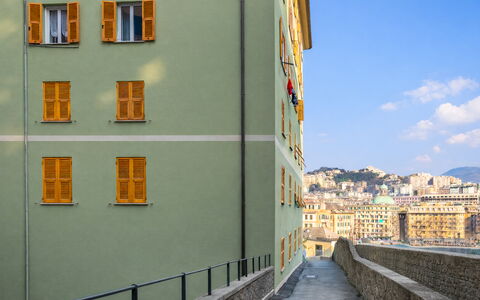 Da Federico, Apartment Genova Brignole: Blau, Daytime, Wand, Gebäude, Wohnung, Fassade, Nachbarschaft, Die Architektur, Wohngebiet, Urban Design