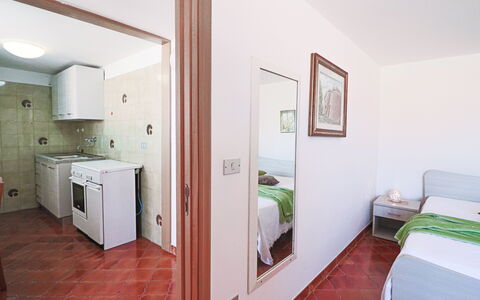 Isabel: Interior Design, Flooring, Fussboden, Decke, Möbel, Zimmer, Zuhause, Wohnung, Major Appliance, Küche