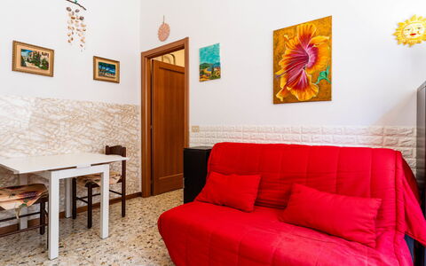 Milena: Flooring, Fussboden, Interior Design, Holz, Möbel, Zimmer, Wohnung, Bilderrahmen, Wohnzimmer, Holzbeize