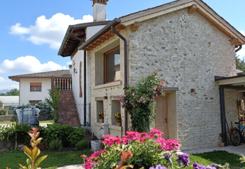 La Casetta dei Palù, Valdobbiadene: Wand, Gebäude, Fenster, Haus, Zuhause, Tür, Strauch, Wohngebiet, Hütte