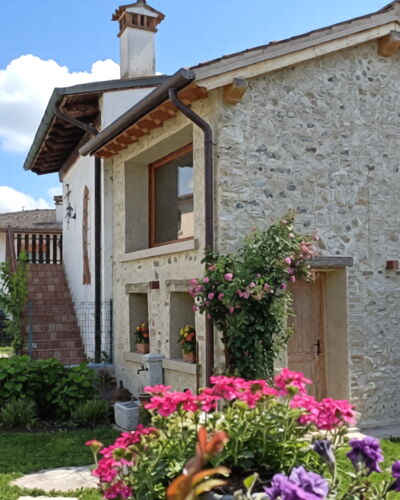 La Casetta dei Palù, Valdobbiadene: Wand, Gebäude, Fenster, Haus, Zuhause, Tür, Strauch, Wohngebiet, Hütte