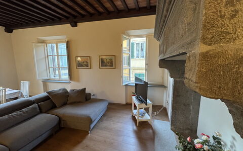 Casa Anna 13: Holz, Flooring, Interior Design, Möbel, Fussboden, Decke, Zimmer, Wohnzimmer, Holzboden, Stuhl