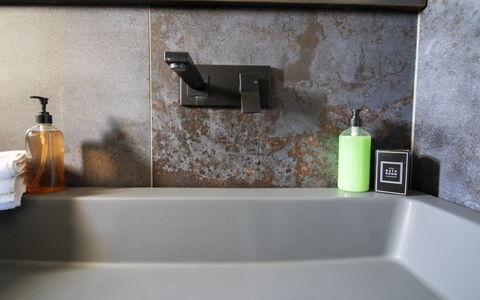 C-Home Historic House: Armatur, Zapfhahn, Sinken, Installation, Bad Sink, Countertop, Badezimmer