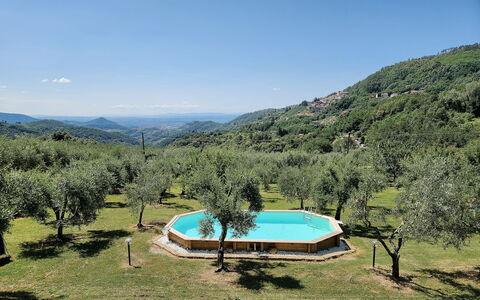 Il Casale di San Jacopo con Piscina Privata: Schwimmbad, Eco Hotel, Park, Hazienda, Bauernhaus, Hinterhof
