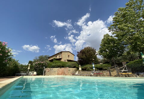 Terre di Giano Private Pool and View, Umbria: Schwimmbad, Hazienda, Resort, Villa, Eco Hotel, Water Feature, Hinterhof, Hotel, Ferienort, Thermae