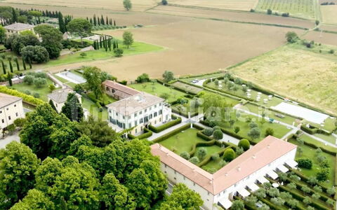 Loft Borgo Syrah: Landschaft, Estate, Strauch, Grundstueck, Einfach, Hecke, Garten, Villa, Ground, Plantage