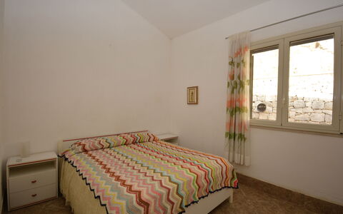 Villa del Monte: Interior Design, Möbel, Wand, Schlafzimmer, Bett, Fussboden, Flooring, Holz, Decke, Zimmer