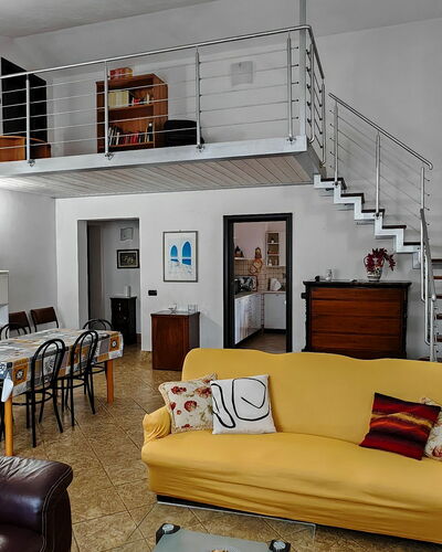 Villa del Monte: Interior Design, Möbel, Flooring, Fussboden, Zimmer, Decke, Wohnung, Couch, Beleuchtung, Wohnzimmer