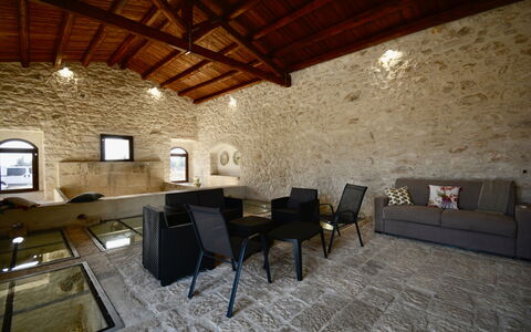 Villa Palmento: Wand, Flooring, Die Architektur, Decke, Möbel, Fussboden, Interior Design, Steinwand, Stuhl