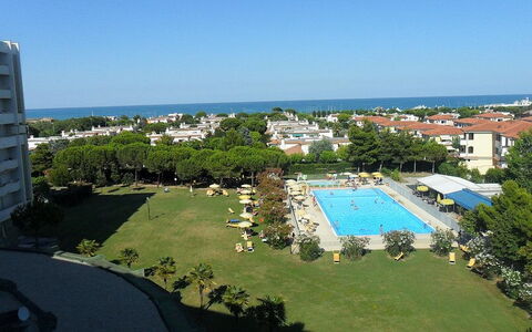 Suite Riviera: Schwimmbad, Resort, Erholung, Freizeit, Eigentumswohnung, Schatten, Hotel, Ferienort, Park, Freizeitzentrum