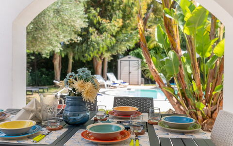 Villa Margherita: Möbel, Geschirr, Tabelle, Stuhl, Servierware, Dishware, Küche & Esszimmer Tisch, Interior Design, Teller, Esszimmer