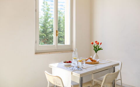 Casale Oleandro Marino: Möbel, Tabelle, Stuhl, Interior Design, Küche & Esszimmer Tisch, Flooring, Esszimmer, Fussboden, Zimmer, Kaffetisch