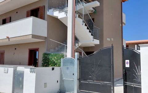 Marina di Sorso 5: Wohngebiet, Zuhause, Wohnung, Urban Design, Balkon, Schatten, Daylighting, Gips