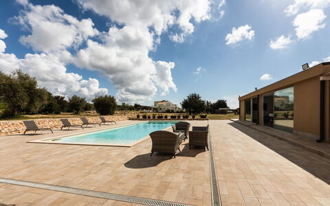 Villa Meti: Estate, Schatten, Design, Landscaping, Schwimmbad, Fliese