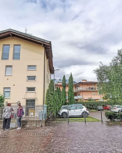 Riva Olive: Wohngebiet, Menschliche Siedlung, Wohnung, Eigentumswohnung, Schwimmbad, Resort, Gartenmöbel, Hotel, Ferienort, Urlaub