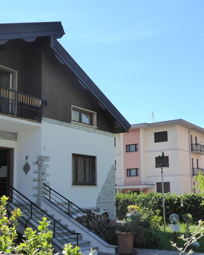 House Angy: Gebäude, Fenster, Haus, Wohngebiet, Zuhause, Die Architektur, Dach, Tür, Menschliche Siedlung, Hütte