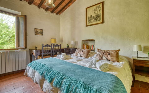 Villa the Horses: Möbel, Zuhause, Schlafzimmer, Bett, Bedding, Bettrahmen, Linens, Bettdecke, Bilderrahmen, Villa