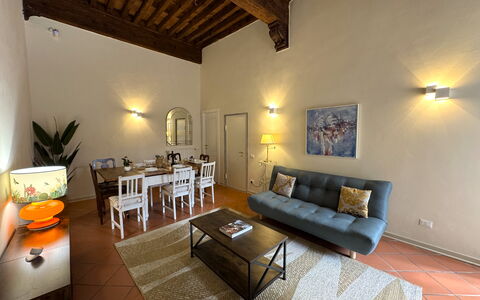 Alla Torre: Interior Design, Flooring, Decke, Fussboden, Zimmer, Möbel, Wohnzimmer, Wohnung, Bilderrahmen, Holzboden