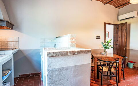 Grosseto 830: Flooring, Interior Design, Decke, Fussboden, Möbel, Countertop, Zimmer, Küche, Holzbeize, Fliese