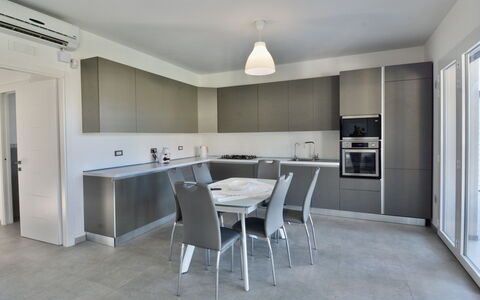 Rari House: Möbel, Küche, Flooring, Interior Design, Major Appliance, Countertop, Holz, Küchengerät, Decke, Fussboden