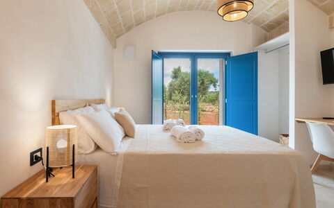 Tenuta Emma: Schlafzimmer, Interior Design, Zuhause, Bettrahmen, Bett, Bedding, Decke, Bettdecke, Linens, Matratze