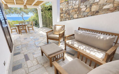 Porto Luna 1: Möbel, Flooring, Holz, Fussboden, Stuhl, Tabelle, Gartenmöbel, Tisch Im Freien, Veranda, Küche & Esszimmer Tisch