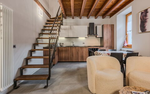 Silvia: Interior Design, Flooring, Holz, Fussboden, Möbel, Holzboden, Decke, Zuhause, Wohnung, Hartholz