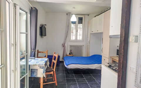 Piazzetta Che Non C'Era: Interior Design, Wohnung, Balkon, Hartholz, Holzbeize, Holzboden, Geländer, Daylighting, Hotel, Penthouse