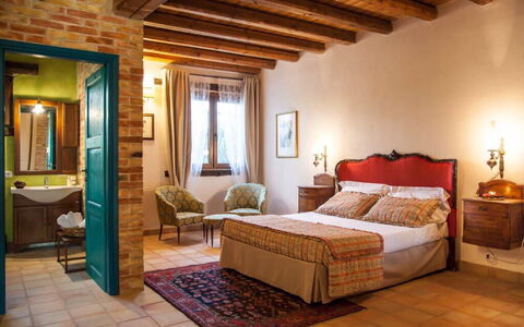 Casa Goel: Möbel, Interior Design, Wand, Flooring, Bett, Holz, Schlafzimmer, Decke, Fussboden, Zimmer